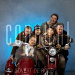 01-02-2005 De Barones, Kitty Courbois, Georgina Verbaan, Hugo Haenen, Rick Nicolet, Hylke van Sprundel en Carol van Herwijnen at studio Amsterdam by order of Stage-Entertainment

[keywords]Group, Eyecontact, Half Length, Posed, Actrice, Smiling, Actors[/keywords]